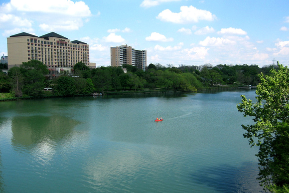 Town Lake, 2004